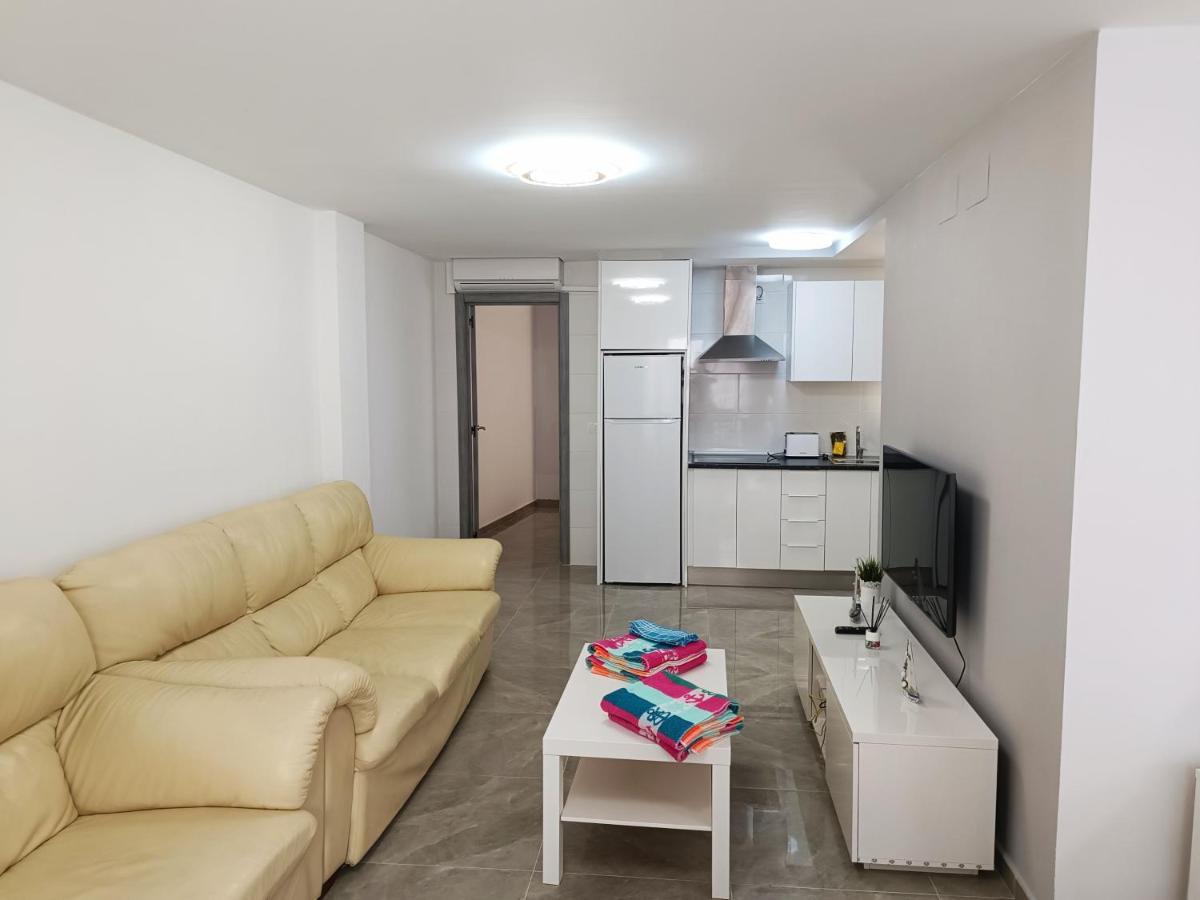 Baj - Apartamentos En Playa Bajondillo, Torremolinos Kültér fotó