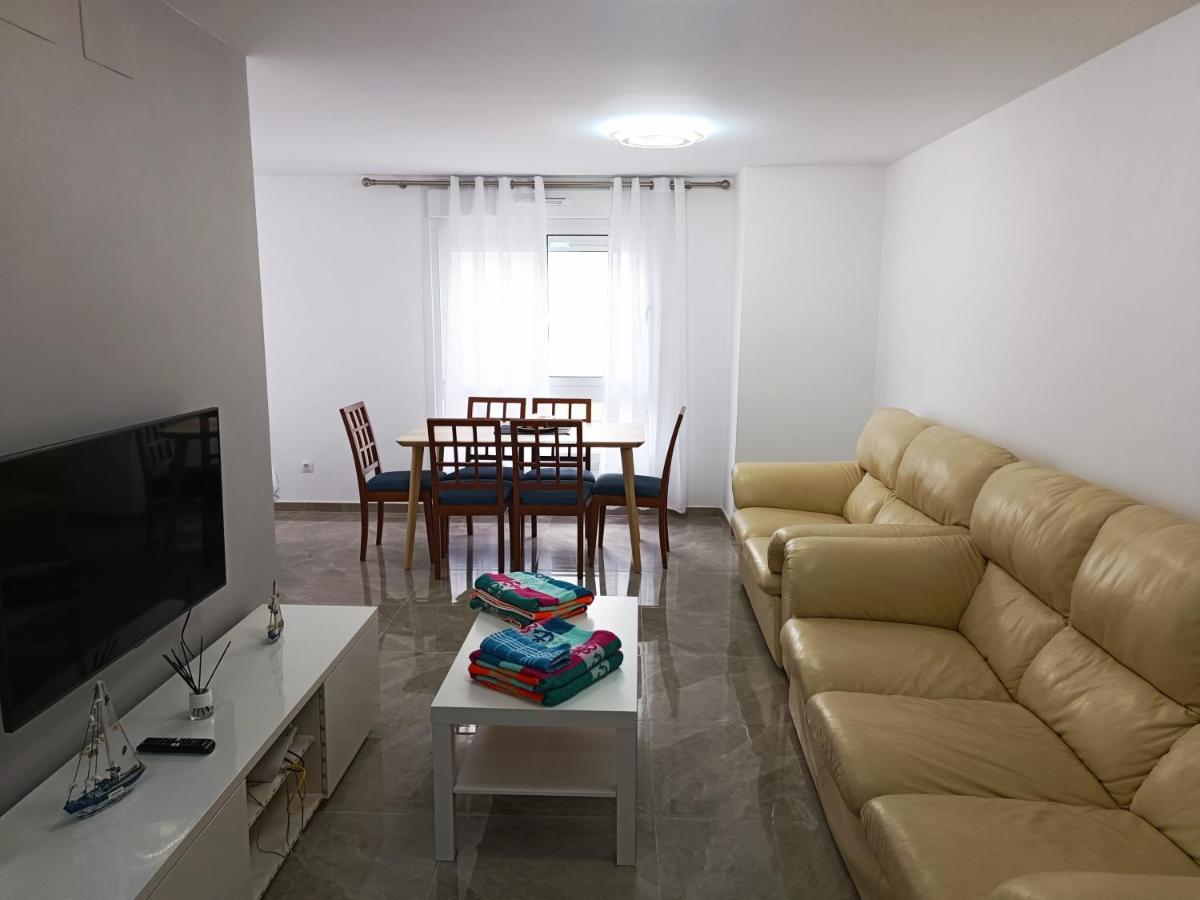 Baj - Apartamentos En Playa Bajondillo, Torremolinos Kültér fotó
