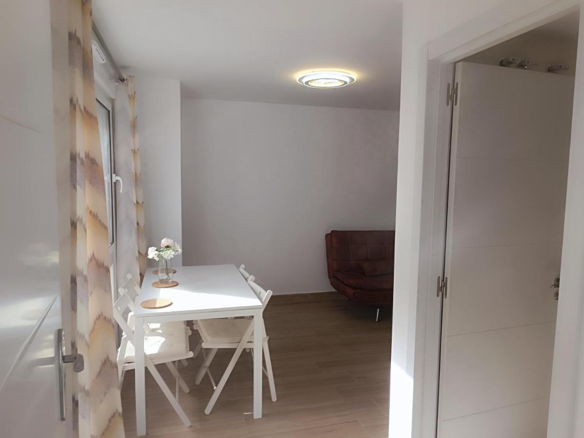 Baj - Apartamentos En Playa Bajondillo, Torremolinos Kültér fotó