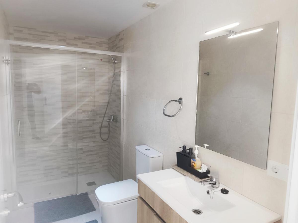 Baj - Apartamentos En Playa Bajondillo, Torremolinos Kültér fotó